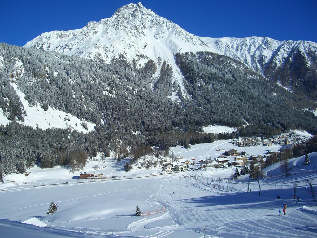 Reschnerhof Bed & Breakfast Resia Bagian luar foto