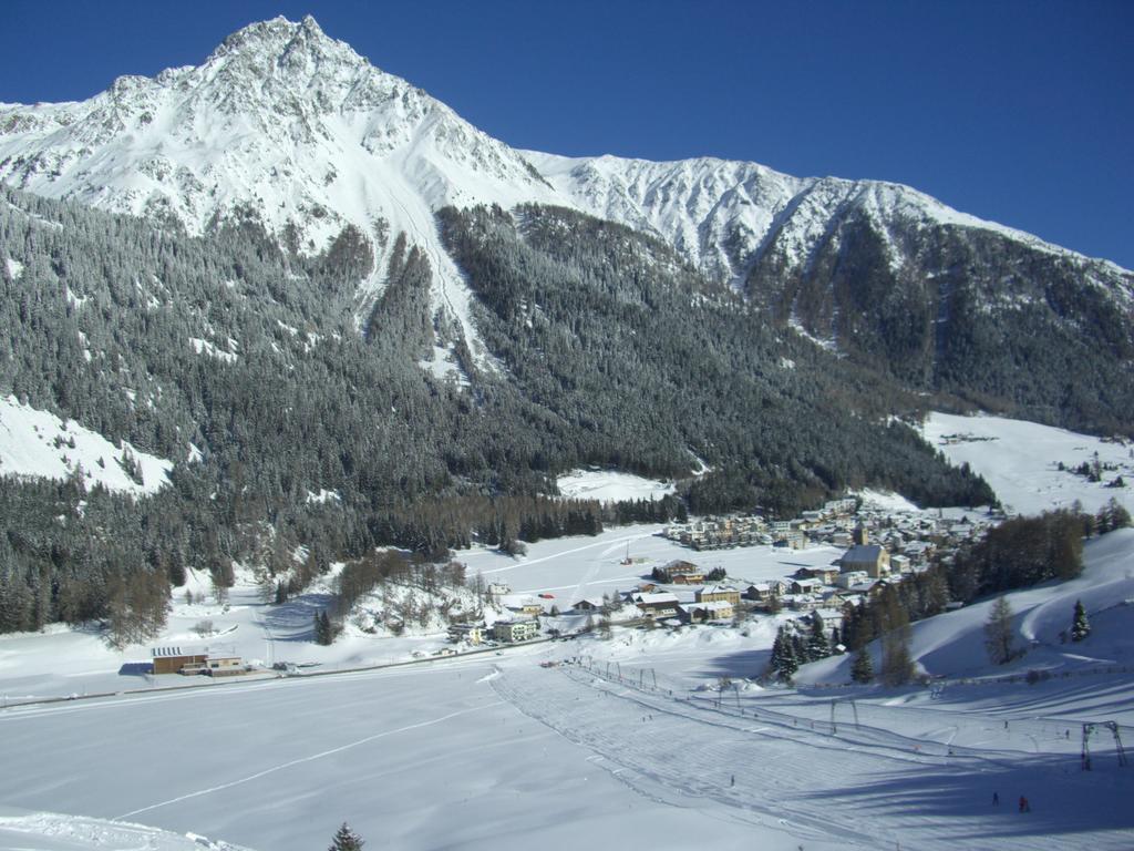 Reschnerhof Bed & Breakfast Resia Bagian luar foto