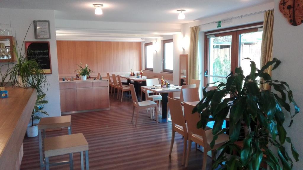 Reschnerhof Bed & Breakfast Resia Bagian luar foto