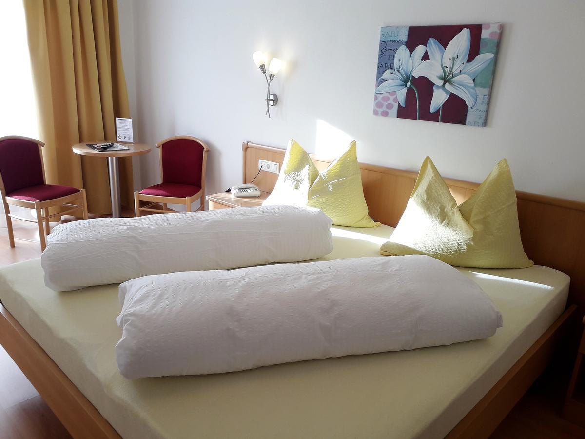 Reschnerhof Bed & Breakfast Resia Bagian luar foto