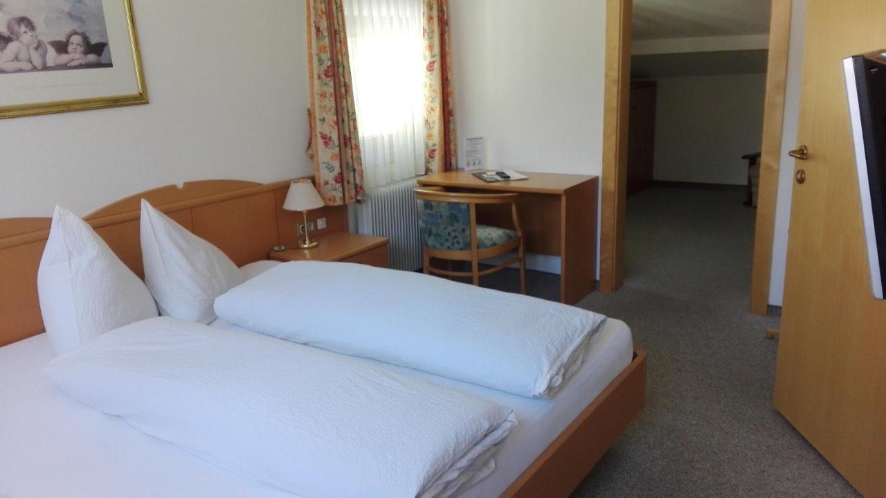 Reschnerhof Bed & Breakfast Resia Bagian luar foto