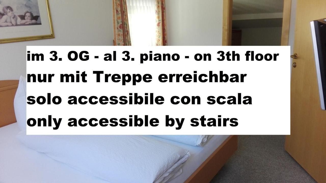 Reschnerhof Bed & Breakfast Resia Bagian luar foto